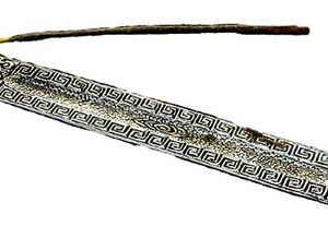 Metall Räucherstäbchenhalter in Kufenform mit Nepaldesign