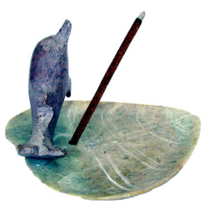 Räucherstäbchenhalter aus Speckstein mit springenden Delphin