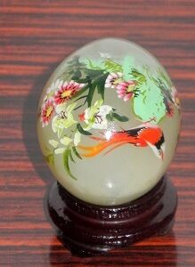 Roter Specht Blumen Bouquet Jade-Ei